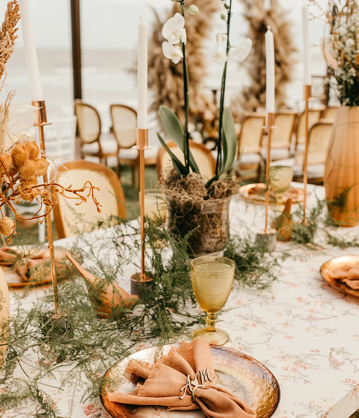 Organisateur de fiançailles à domicile, traiteur, déco et service inclus par Event à Casa, Fréjus.